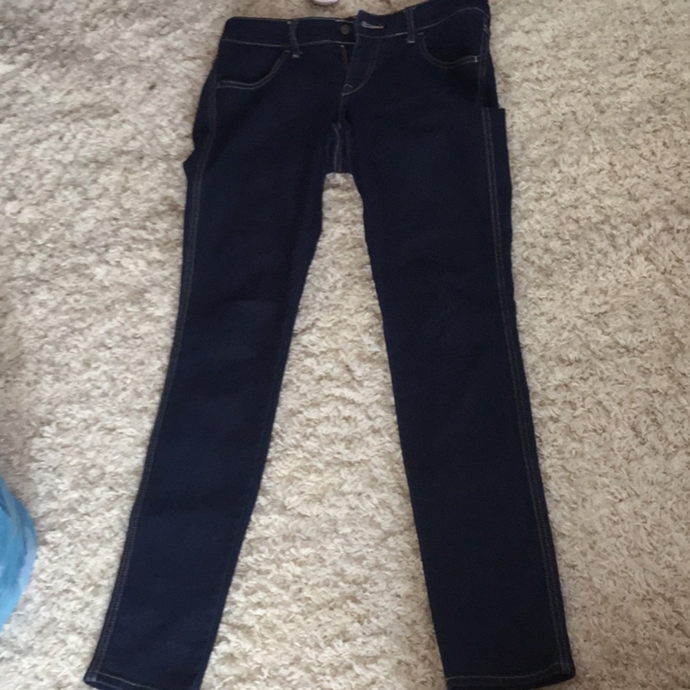 Skinny jeans